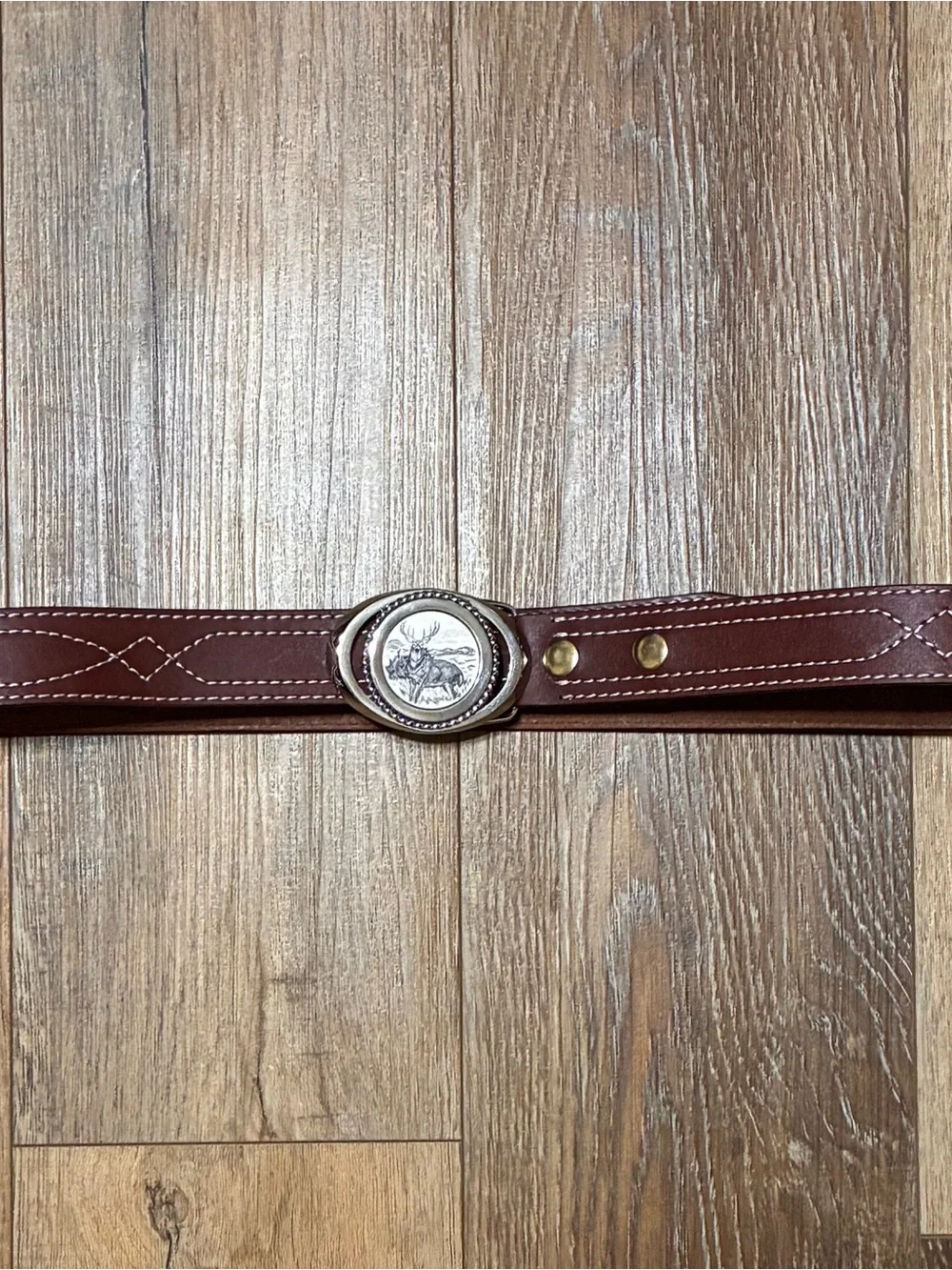 VTG Cabela's Brown Leather Men's Belt with Bull Elk Buckle Medallion size 40